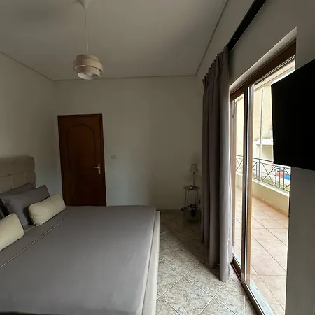 Vendégház Seaside & Port Rooms-3 Min From Port! Saranda