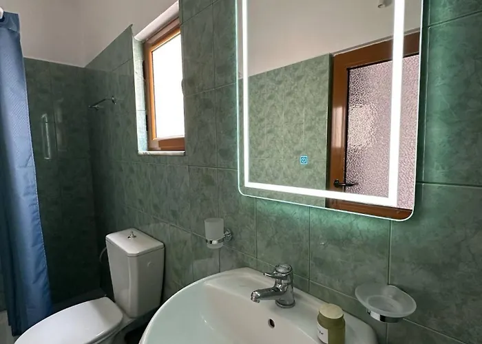 Seaside & Port Rooms-3 Min From Port! Saranda