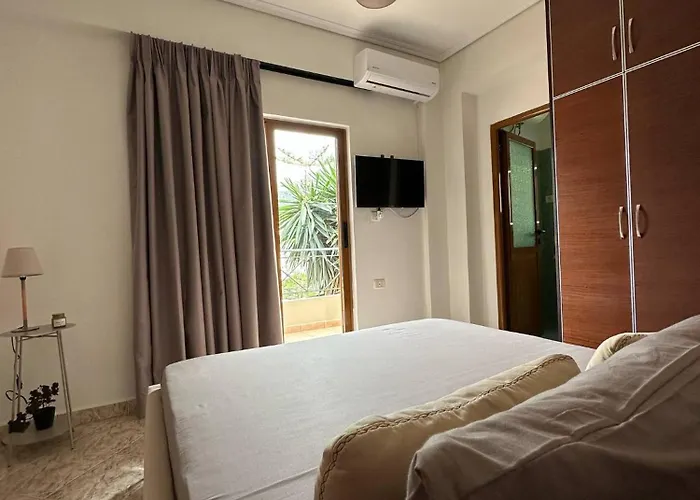 Seaside & Port Rooms-3 Min From Port! Vendégház 3*