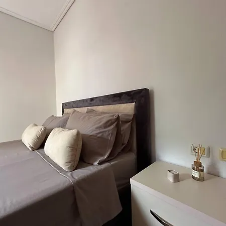 Seaside & Port Rooms-3 Min From Port!