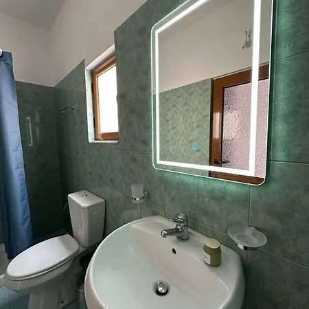 Seaside & Port Rooms-3 Min From Port! Saranda