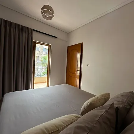 Seaside & Port Rooms-3 Min From Port!