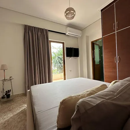 Seaside & Port Rooms-3 Min From Port! Pensjonat 3*